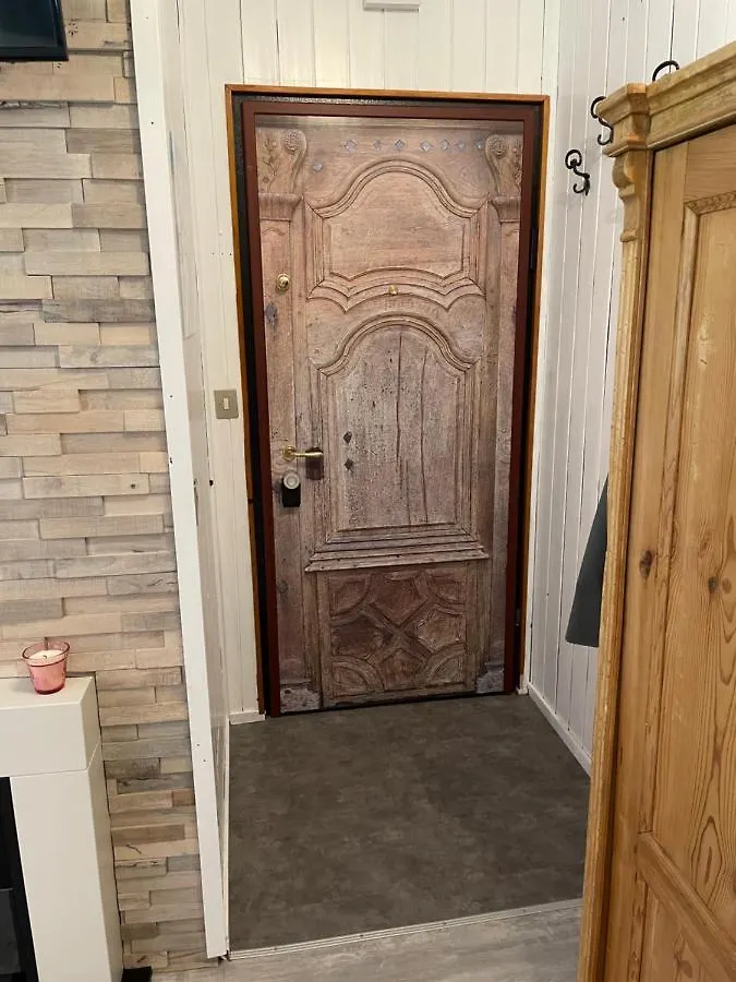 Apartment Appartamento Kern-Sciare A Portata Di Mano- Madesimo Italy